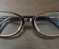 セルシール付ける前のメガネ